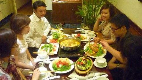Nhà hàng ngon, rẻ tại Phù Đổng Thiên Vương